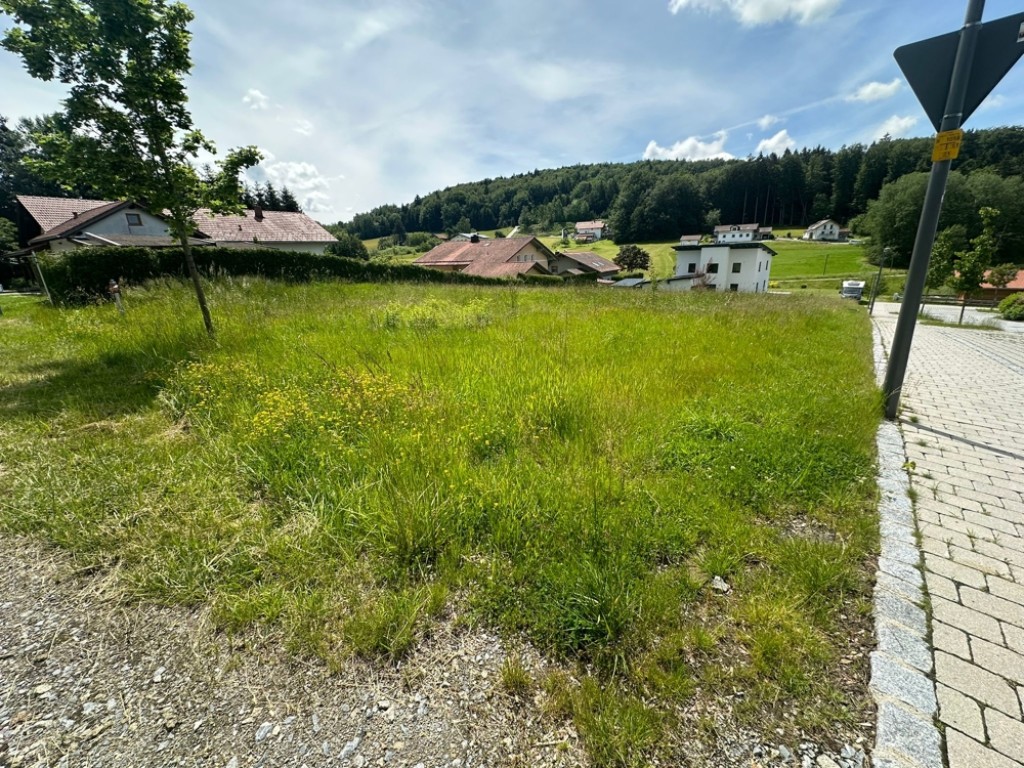 Fürstenstein - Voll erschossenes Baugrundstück in Fürstenstein