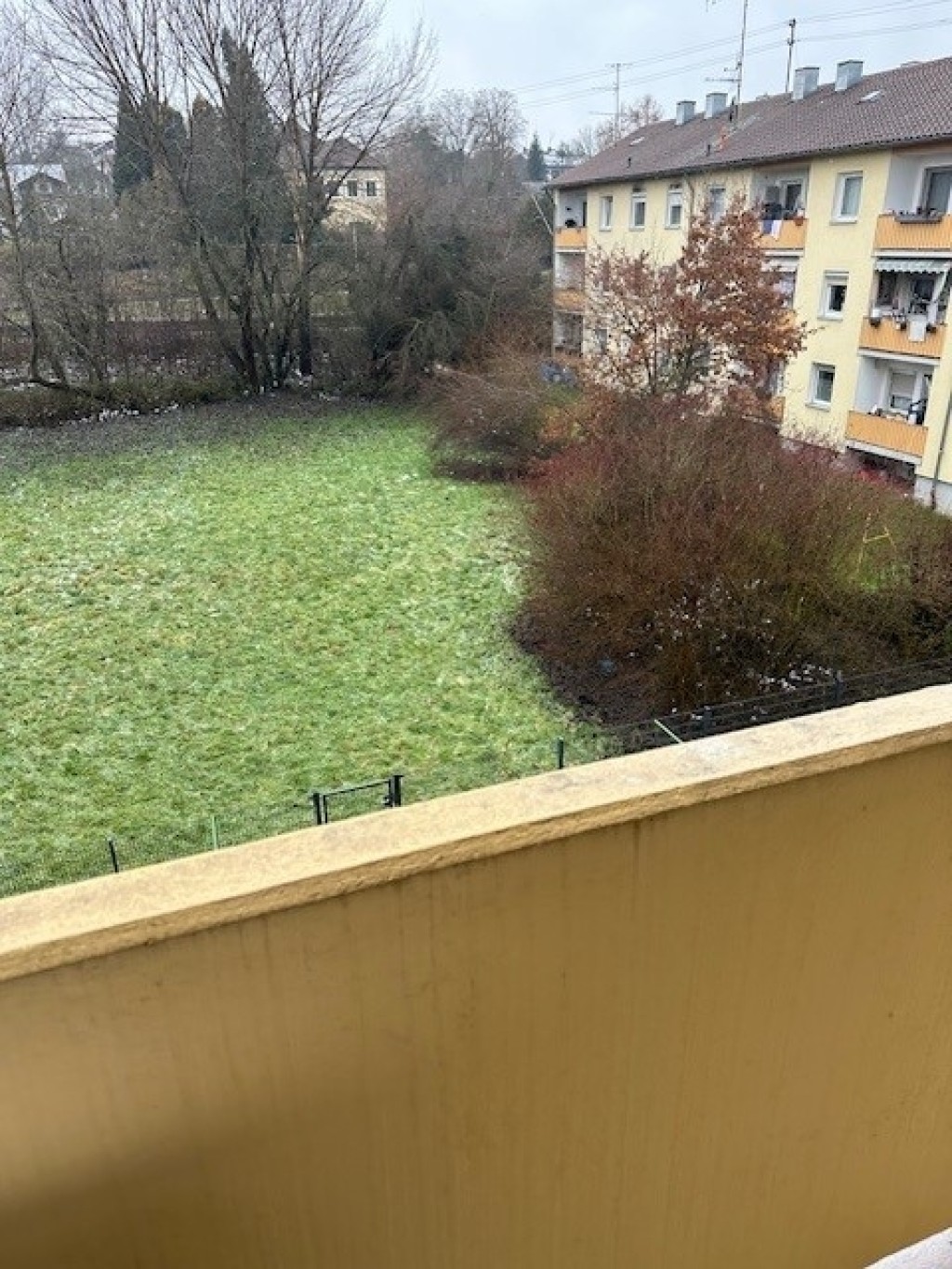 Passau - Geräumiges 1-Zimmer-Appartement mit Sonnenloggia, Duschbad und Kochzeile in Passau-Heining