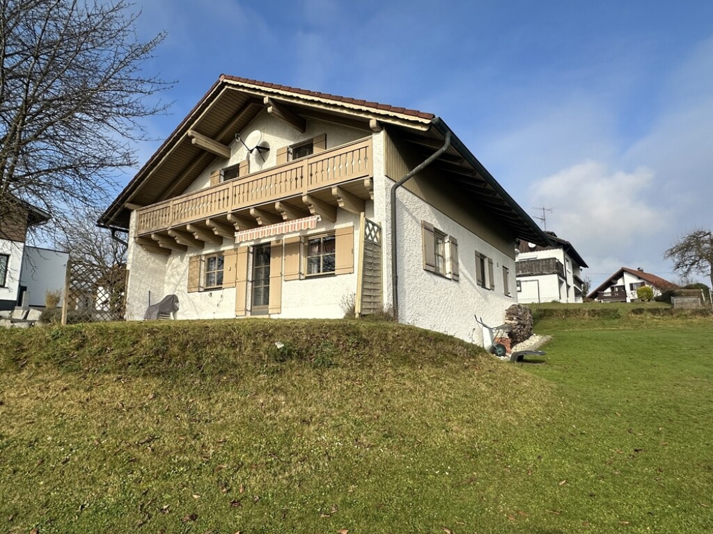 Salzweg - Großzügiges Einfamilienhaus in Liebhaberrandlage in Salzweg