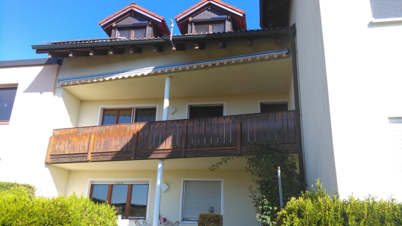 Passau - Im Zentrum von Passau-Hacklberg! 2-Zimmer-Erdgeschoss-Wohnung mit Tageslichtbad und Küche