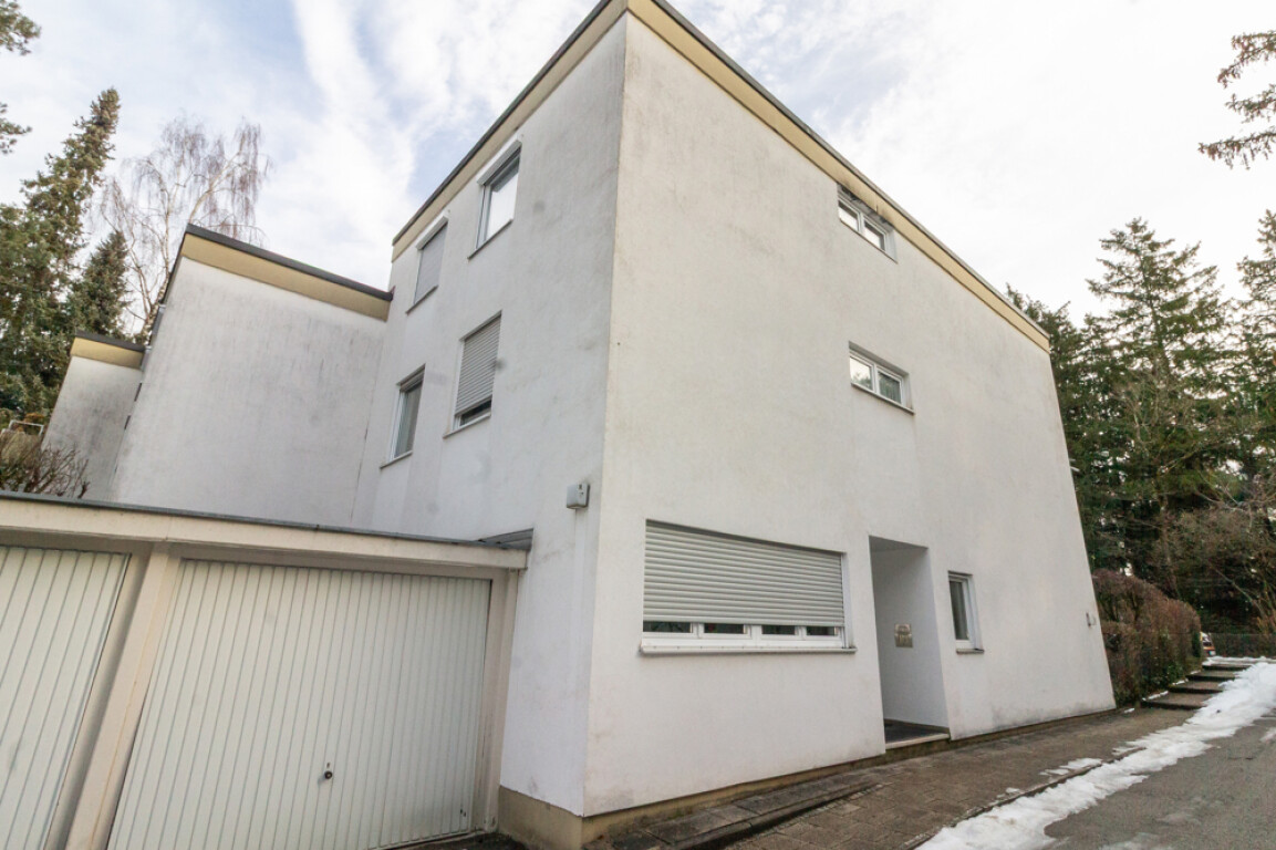 Vaterstetten/Baldham: 3 ½-Zimmer-Eigentumswohnung mit Balkon, Gartenanteil und Garage