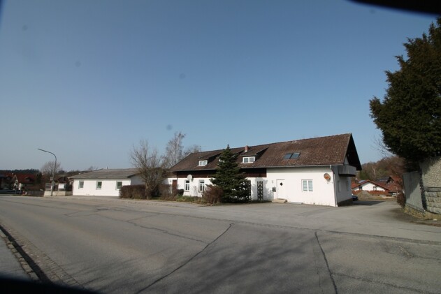 Baugrundstück - BAUTRÄGER AUFGEPASST! Passau-Nord/Gemeinde Tiefenbach/Ortszentrum: 1.977 m² Baugrund