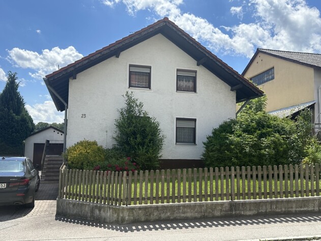Einfamilienhaus - Renovierungsbedürftiges Einfamilienhaus in Kößlarn
