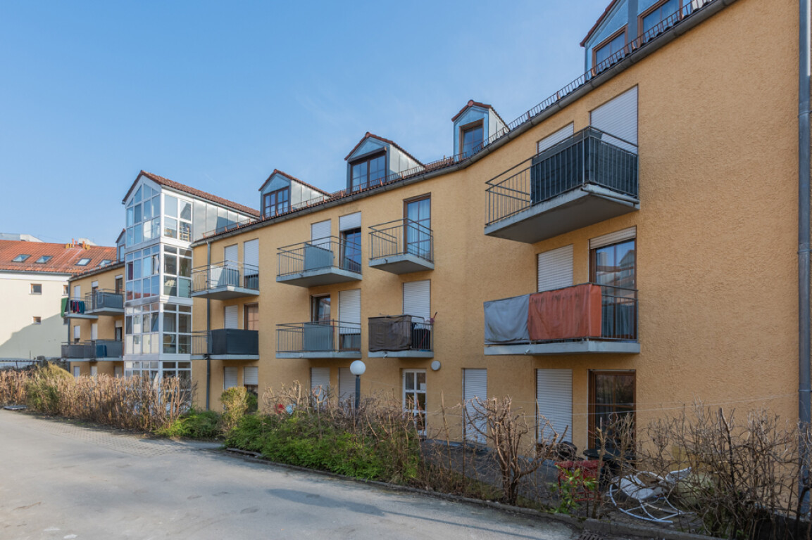 Passau - Sicher anlegen! 1-Zimmer-Studentenappartement in Passau-Neuburger Straße/ 5 Gehminuten zur Stadtmitte bzw. Universität!