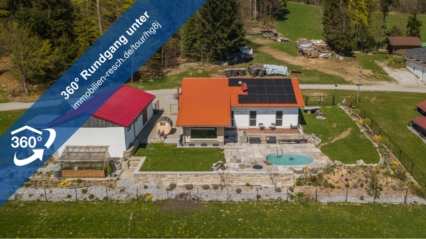 Wegscheid / Kleinrathberg - Wegscheid:Wohnen mit Panorama: Moderner Bungalow mit Pool, Sauna & traumhaftem Alpenblick