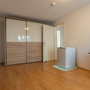 Schlafzimmer (2)
