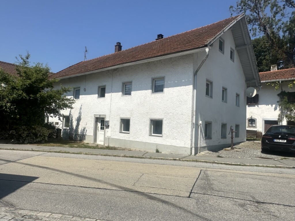Renoviertes Einfamilienhaus in Aicha v.W./Zentrum