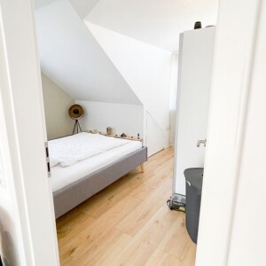 Schlafzimmer DG