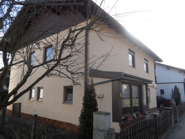 Zweifamilienhaus - Renovierungsbedürftiges Zweifamilienhaus in Pocking