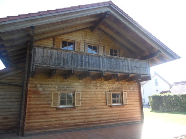 Holzblockhaus in Ruhstorf - Holzblockhaus in Ruhstorf