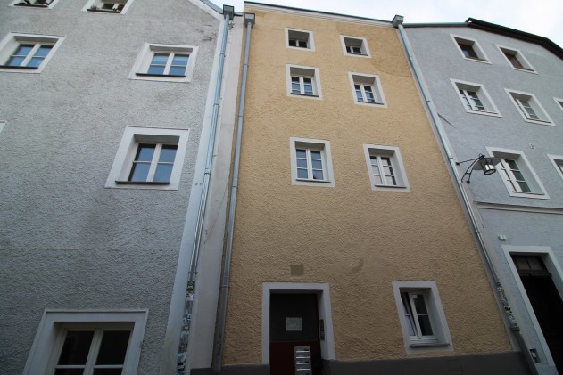 Haus mit 4 Studentenwohnungen - Kapitalanlage! Passau-Innstadt: Haus mit 4 Studentenwohnungen