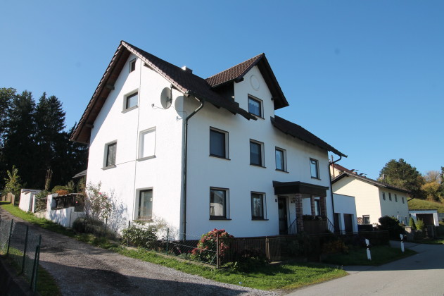 Wohnhaus mit 3 Wohnungen - Passau-Schalding r.d.D.: Wohnhaus mit 3 Wohnungen