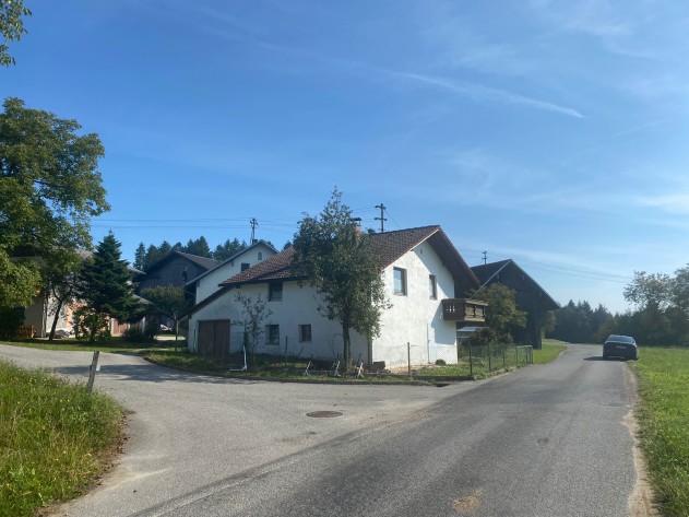 Einfamilienhaus - Renovierungsbedürftiges Einfamilienhaus Nähe Schardenberg / Passau in Randlage