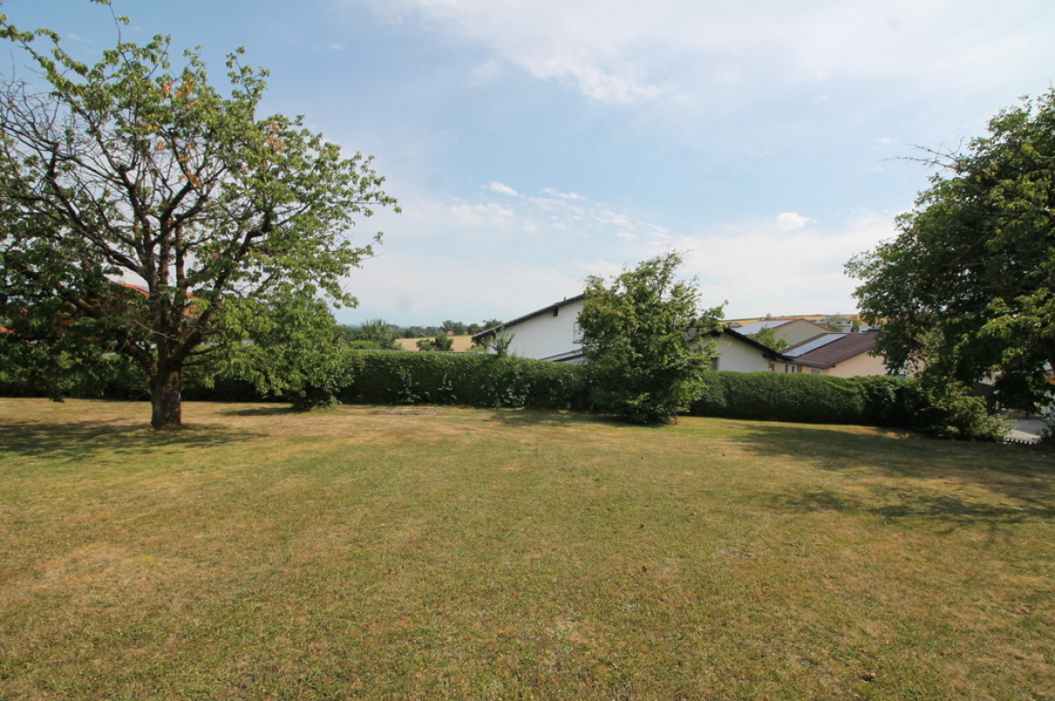 Neuburg am Inn - Passau-Süd 7 km: Ca. 1.280 m² Baugrund in Traumlage – Fernblick, bei Föhn Alpenblick